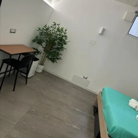 Intero - Chiaia * Νάπολη