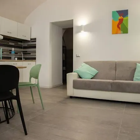 Apartment Intero - Chiaia