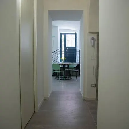 Apartment Intero - Chiaia *