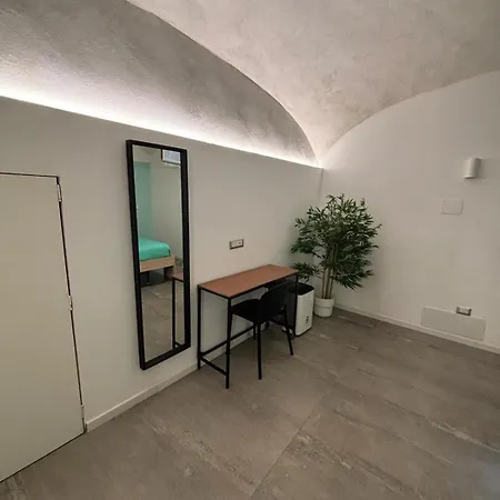 Intero - Chiaia Apartment Naples